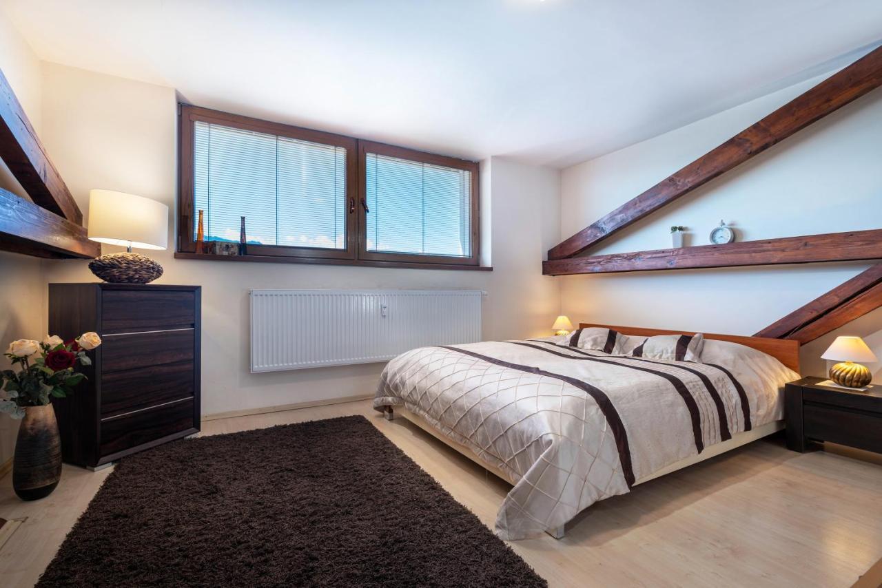 Apartments Sofia Plus Liptovský Mikuláš Екстериор снимка